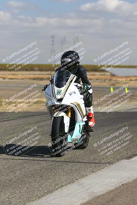 media/Nov-03-2024-TrackDaz (Sun) [[44580f4982]]/B Group/1220pm (Wheelie Bump)/